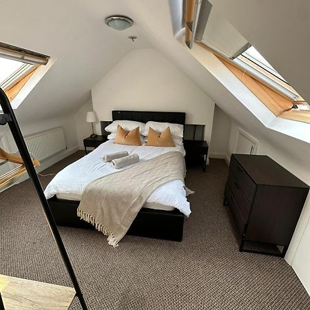Central & Cozy 3Br Apt - High Chair - Free Parking London Eksteriør bilde
